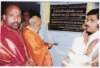 shriswamijiinvokingblessingsofshriharivayugurus_small.jpg